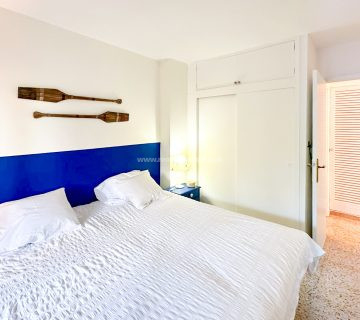 Na predaj apartmán v srdci Font de Sa Cala, len pár krokov od mora, Malorka