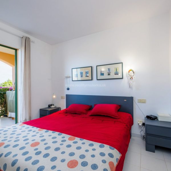 Na predaj úžasný mezonet s terasou a spoločným bazénom vo Font de Sa Cala, Malorka Na predaj úžasný mezonet s terasou a spoločným bazénom vo Font de Sa Cala, Malorka