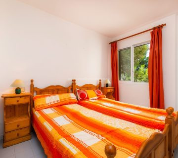 Na predaj apartmán v Canyamel, pár krokov od mora a so spoločným bazénom, Malorka