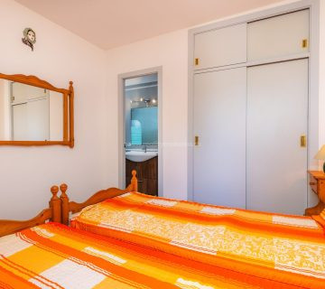 Na predaj apartmán v Canyamel, pár krokov od mora a so spoločným bazénom, Malorka