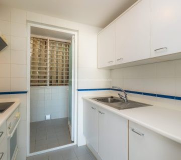 Na predaj apartmán v Canyamel, pár krokov od mora a so spoločným bazénom, Malorka