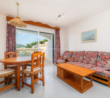 Na predaj apartmán v Canyamel, pár krokov od mora a so spoločným bazénom, Malorka