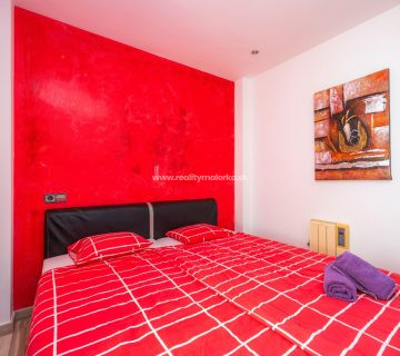 Na predaj fantastický apartmán s výhľadom na more v Cala Millor, Malorka