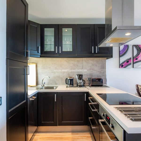 Na predaj fantastický apartmán s výhľadom na more v Cala Millor, Malorka